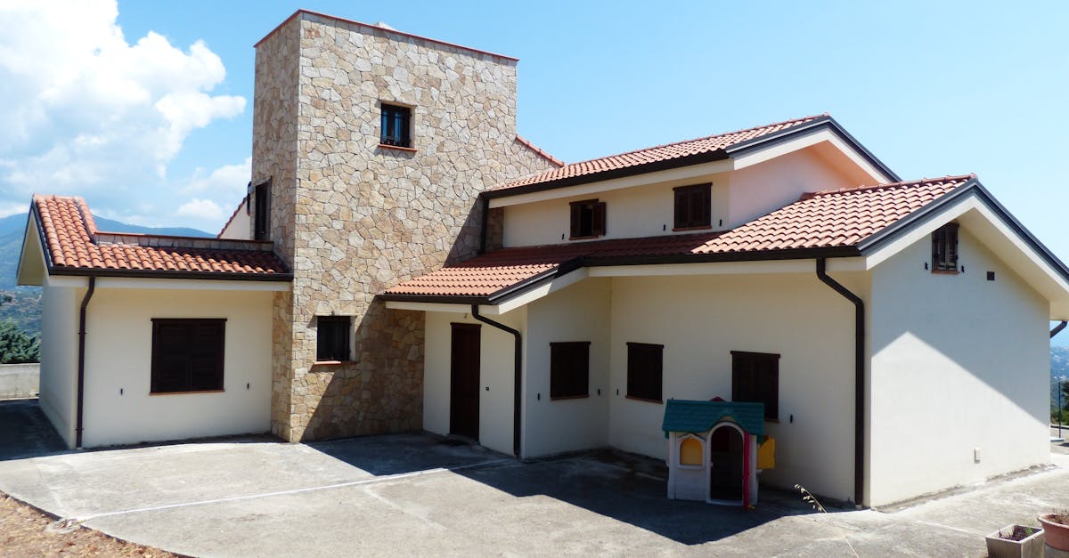 Common Mistakes in Roof Waterproofing and How to Avoid Them