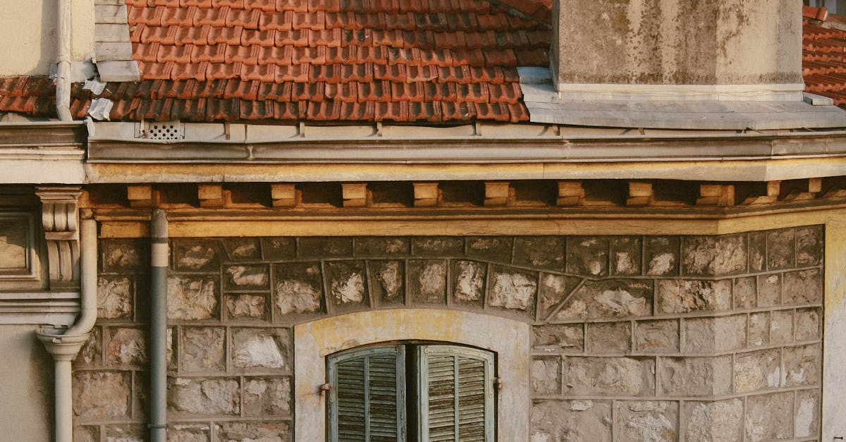 How to Assess Roof Damage After a Storm