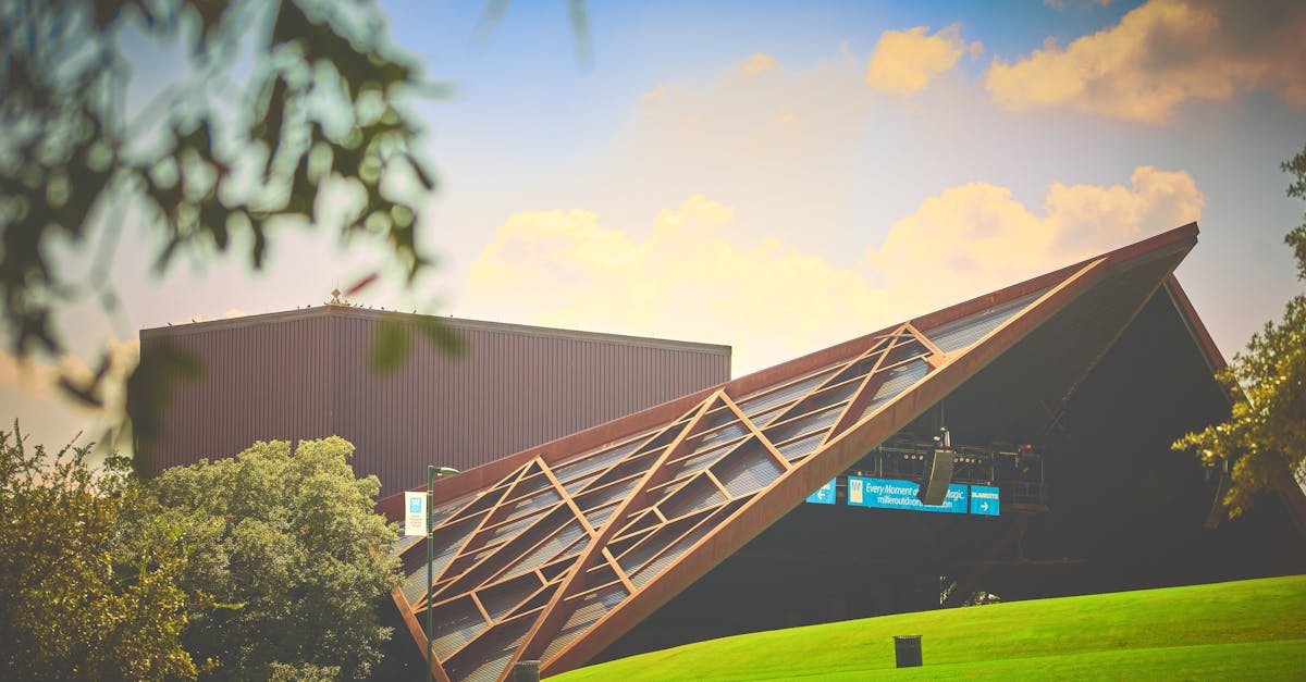 How to Select the Right Membrane Roofing for Your Commercial Needs